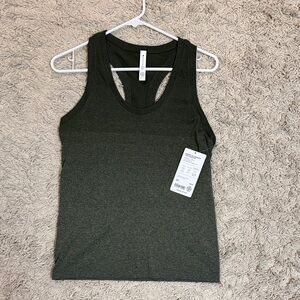 Women's- Momentum Seamless Tank
